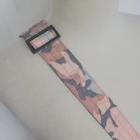 Lug Quilted Flare Pink and Camo Crossbody bag - Picture 3 of 11